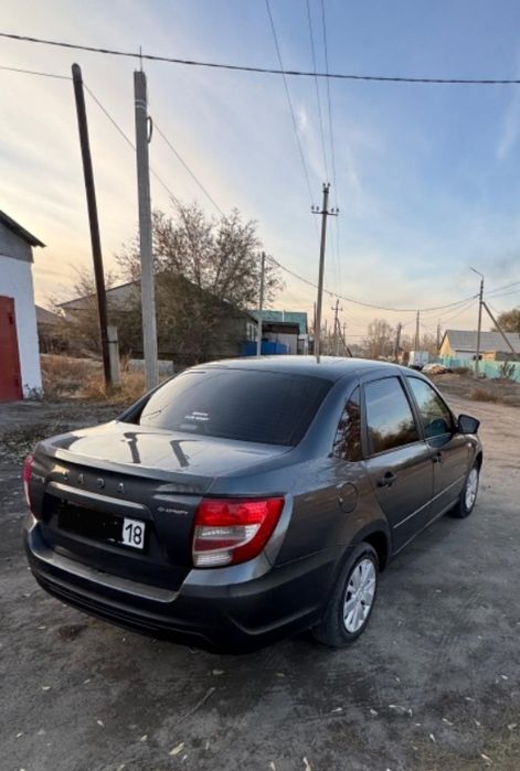 Продаётся авто LADA Granta, 2020 год.