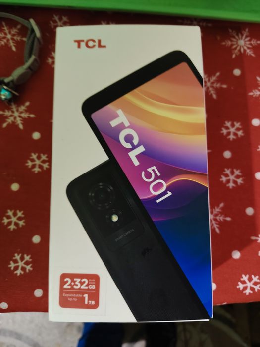 Vând telefon tcl 501 sigilat nou  ușor negociabil