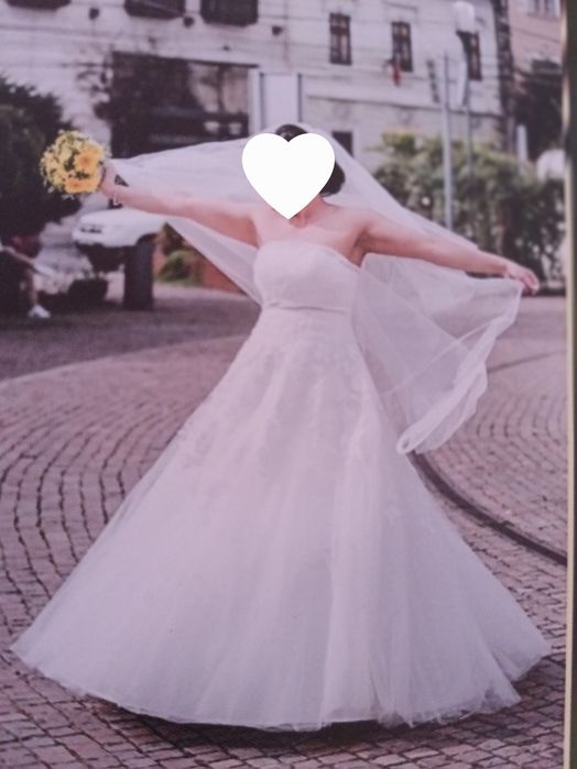 Rochie mireasa til A line