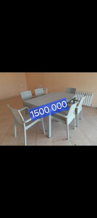 Stol stullar kelishilgan narxda sotiladi