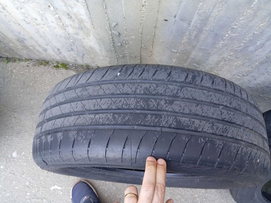 Чисто нови 235/55R18 BRIDGESTONE TURANZA 6