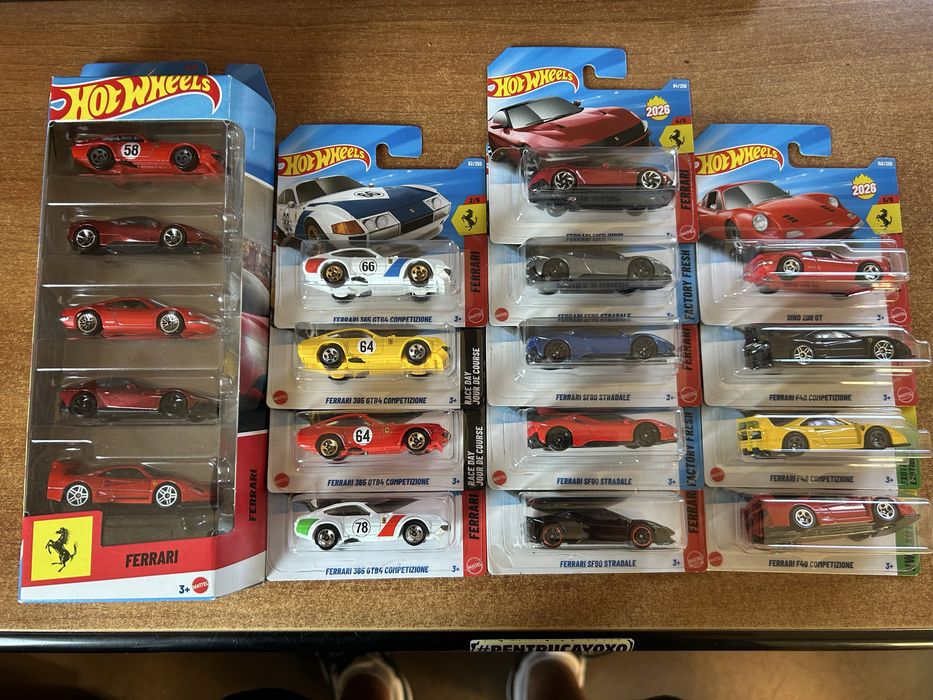Hot wheels ferrari