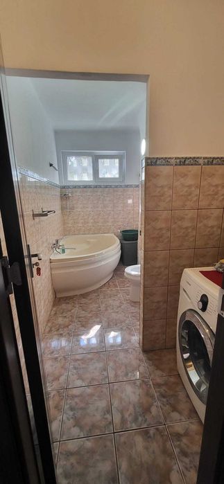 De inchiriat apartament 3 camere, decomandat, mobilat și utilat, Vest