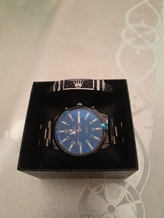 Наручные часы срочно