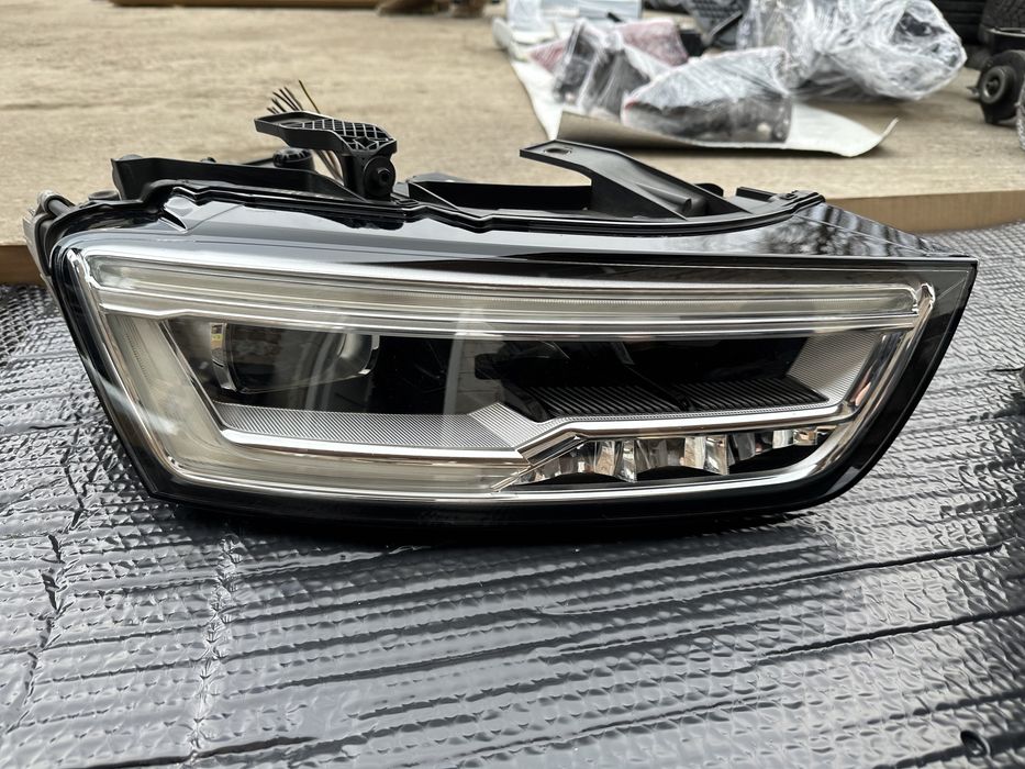 Faruri matrix Audi Q3 8U 2015-2019, 8U0941033 / 8U0941034