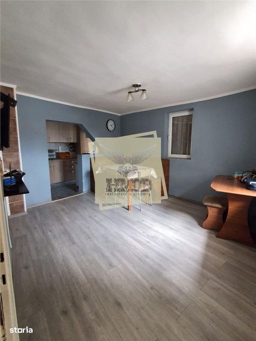 Casa individuala cu 5 camere si terasa inchisa