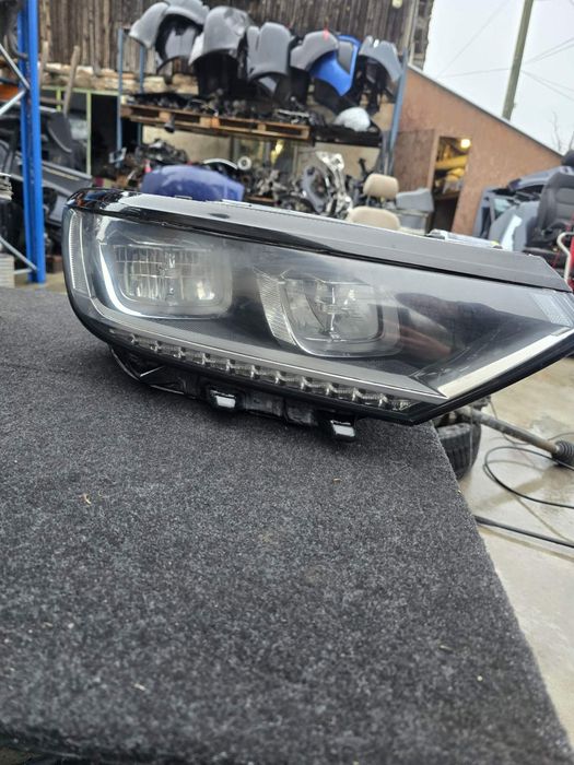 Фарове пасат B8 ксенон лед