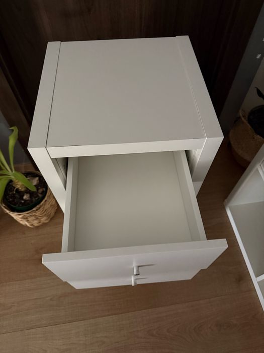 Etajera Kallax Ikea cu sertare