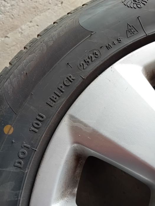 Jante audi r16 cu anvelope de iarna