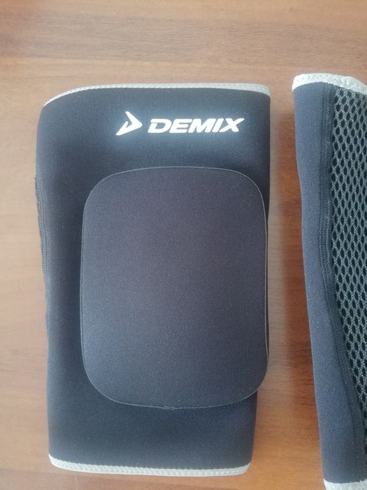 Наколенники для валейбола