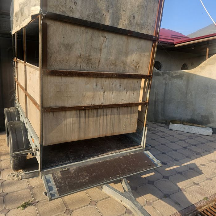 Прицеп срочно сотилади