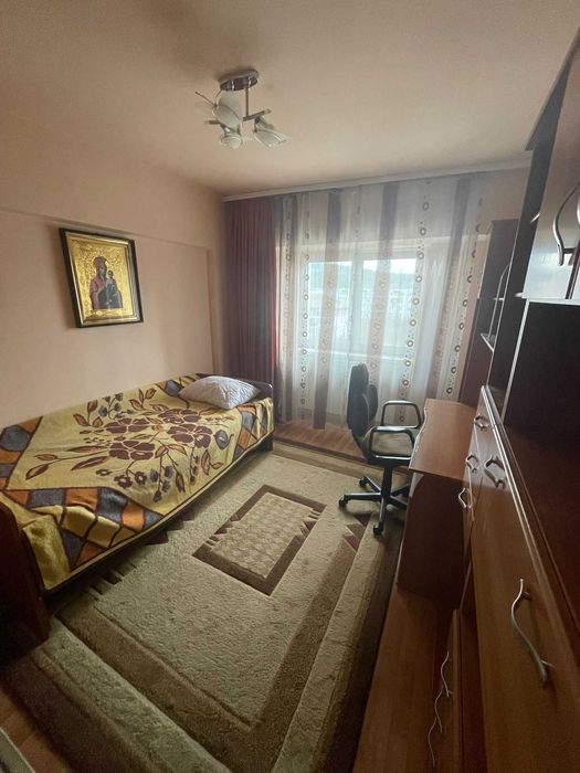 Inchiriez apartament 3 camere ZONA BIG -INDEPENDENTEI
