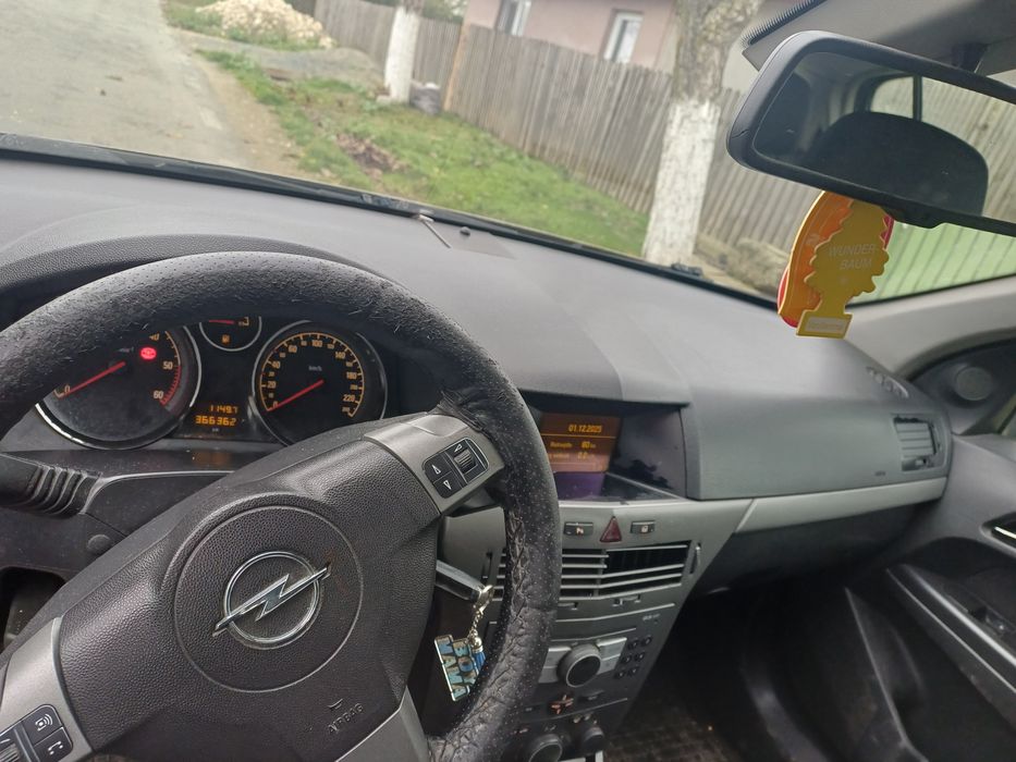 Se vinde opel astra h