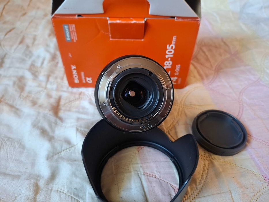 Обектив Sony SEL E PZ 18-105mm f/4 G OSS