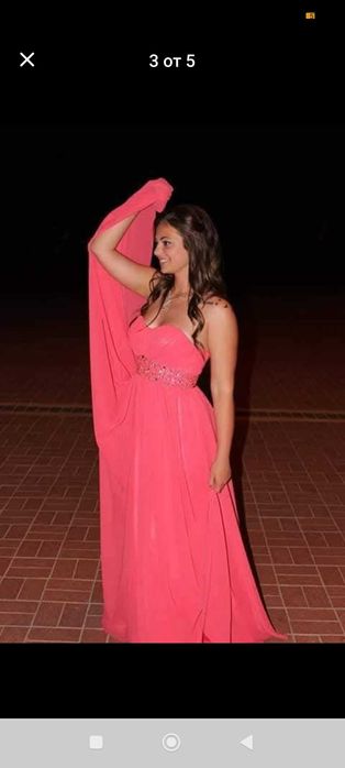 Великолепна бална рокля в наситен розов цвят, изработена по поръчка.