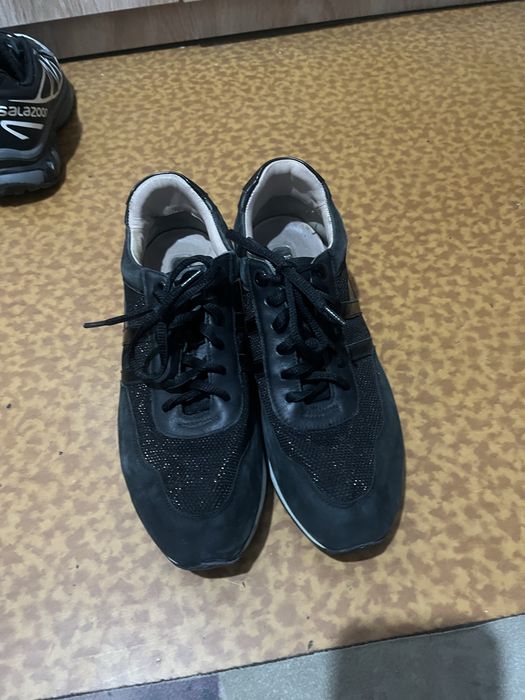 Женские кроссовки Basconi