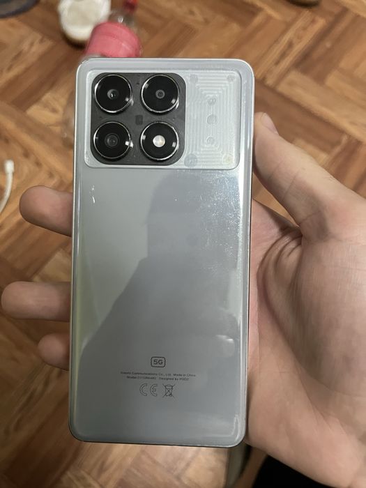 Телефое Poco x6 pro
