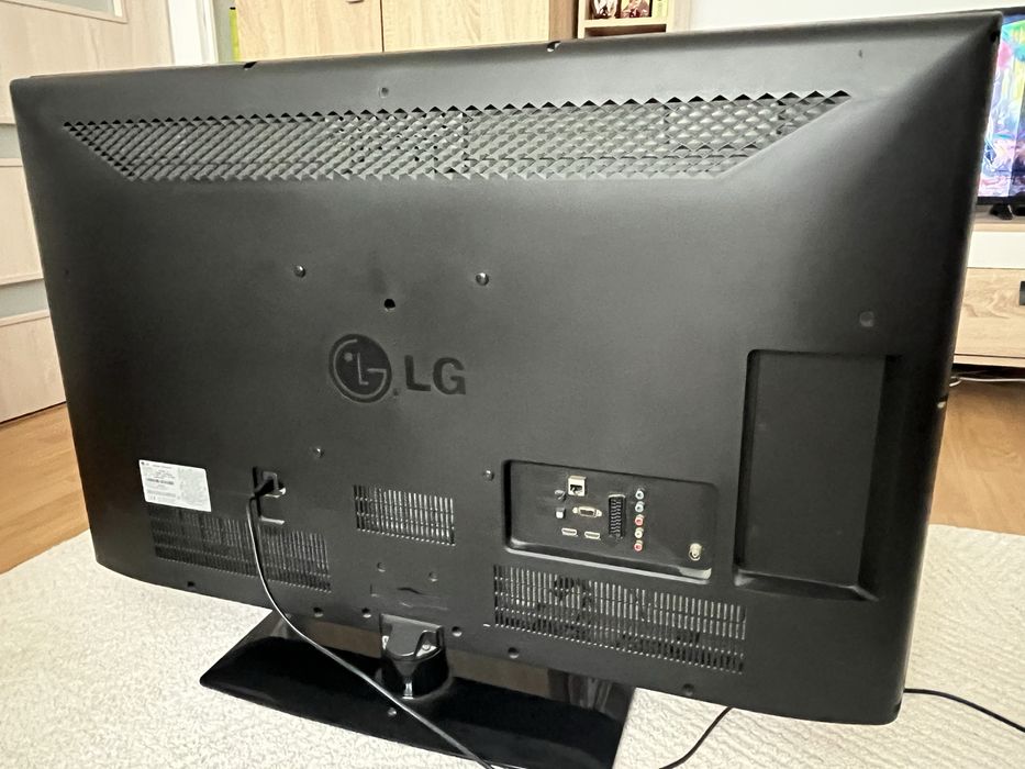 TV LG 42LM3400 LED Full HD 106 cm Cinema 3D – stare foarte bună