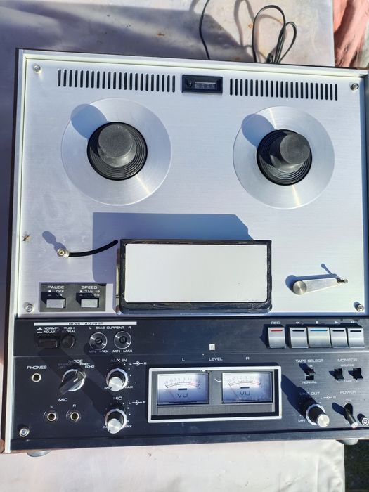 Магнитофон JVC катушечный