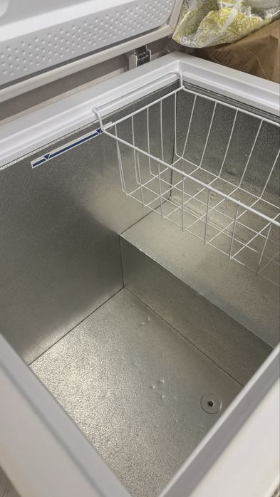 Продам морозилку