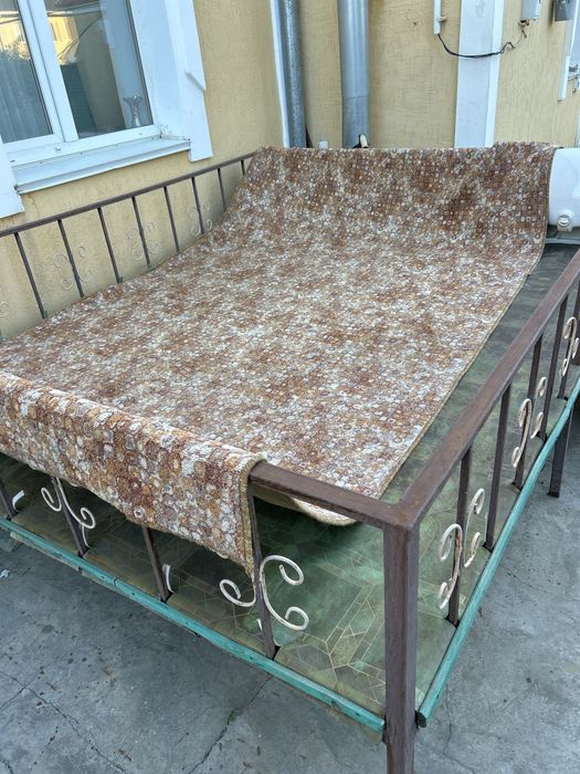 Продам палас б/у