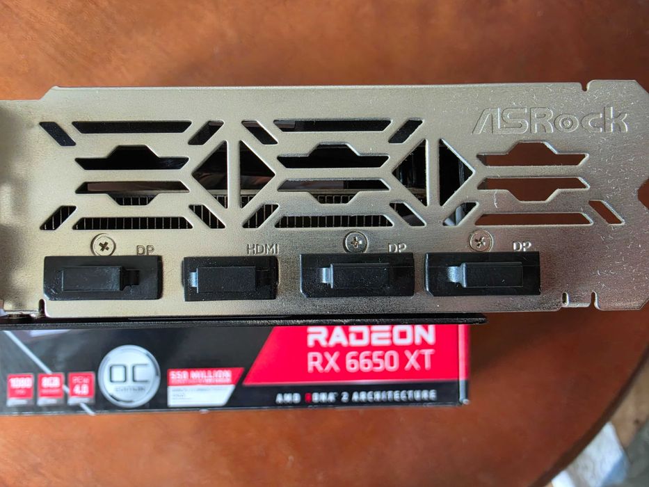 Видео карта ASRock RX 6650 XT CHALLENGER OC 8GB GDDR6 с ГАРАНЦИЯ, кутия и всички аксеоари