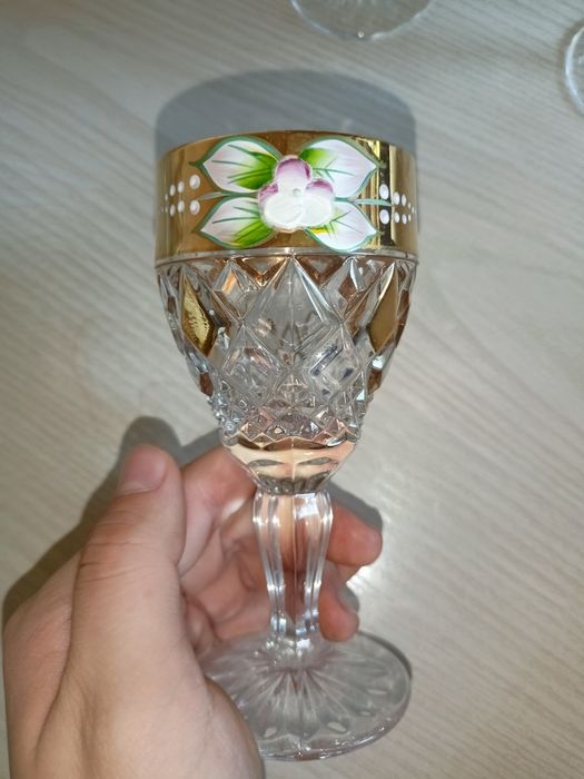 Богема хрусталь рюмкалар яхши холатда