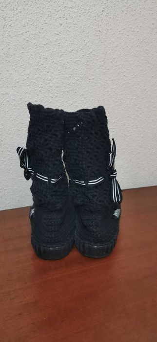 Cizme croșetate manual