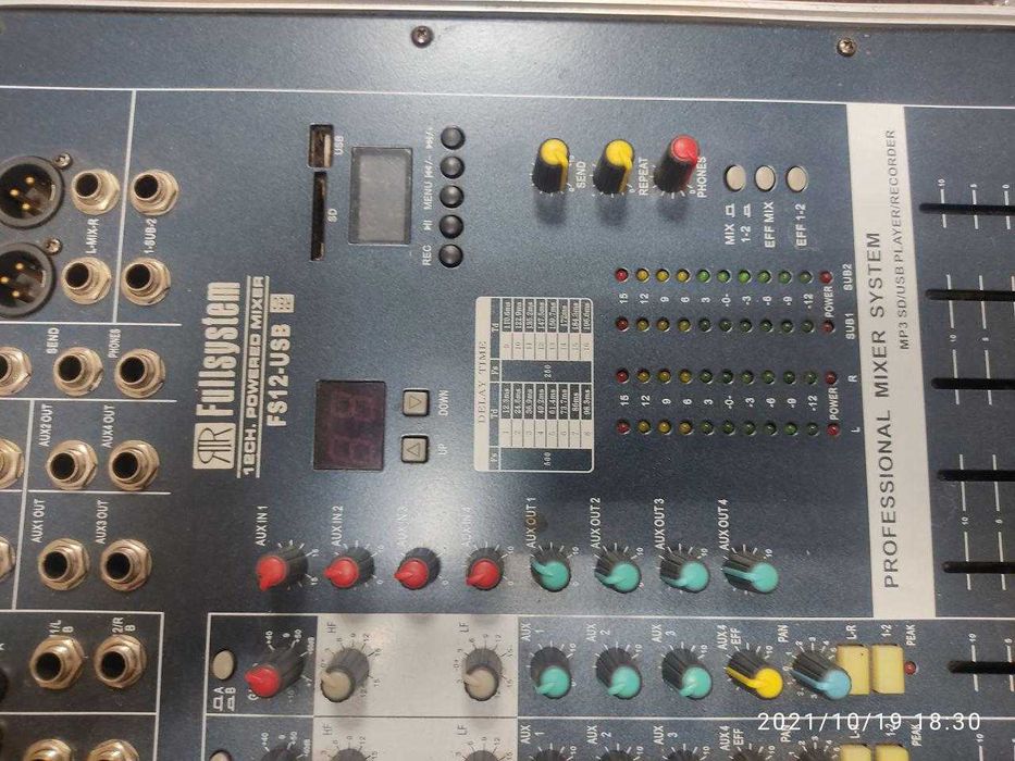 Профессиональный Микшерный пульт со встроенным усилителем для Караоке