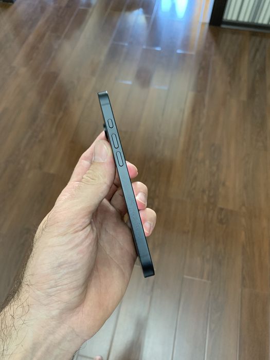 iPhone 16E 128GB Black 100%