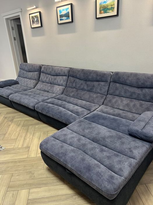 Продам угловой диван 4 метра