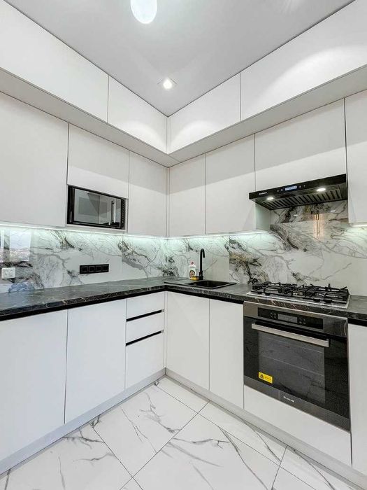 Срочно продаётся 3-х комнатная квартира на Карасу 6