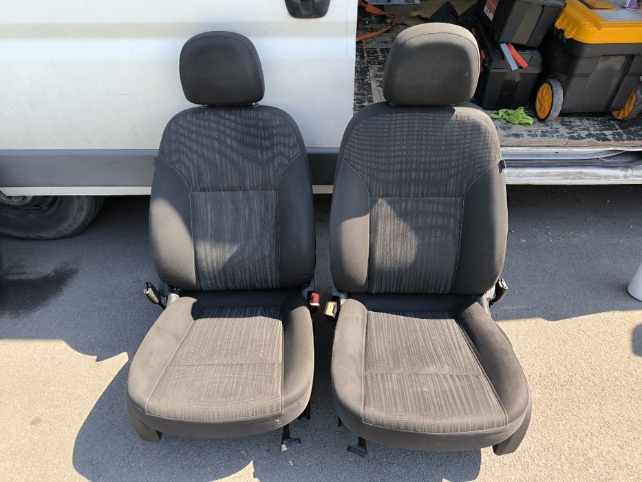 Седалки / салон opel astra J Комби 2011-