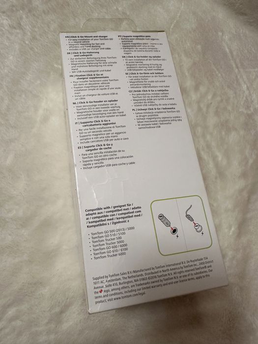 TomTom Click and Go Mount and Charger