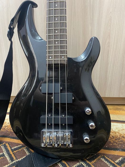 бас гитара Aria bass igb std в подарок чехол и ремень
