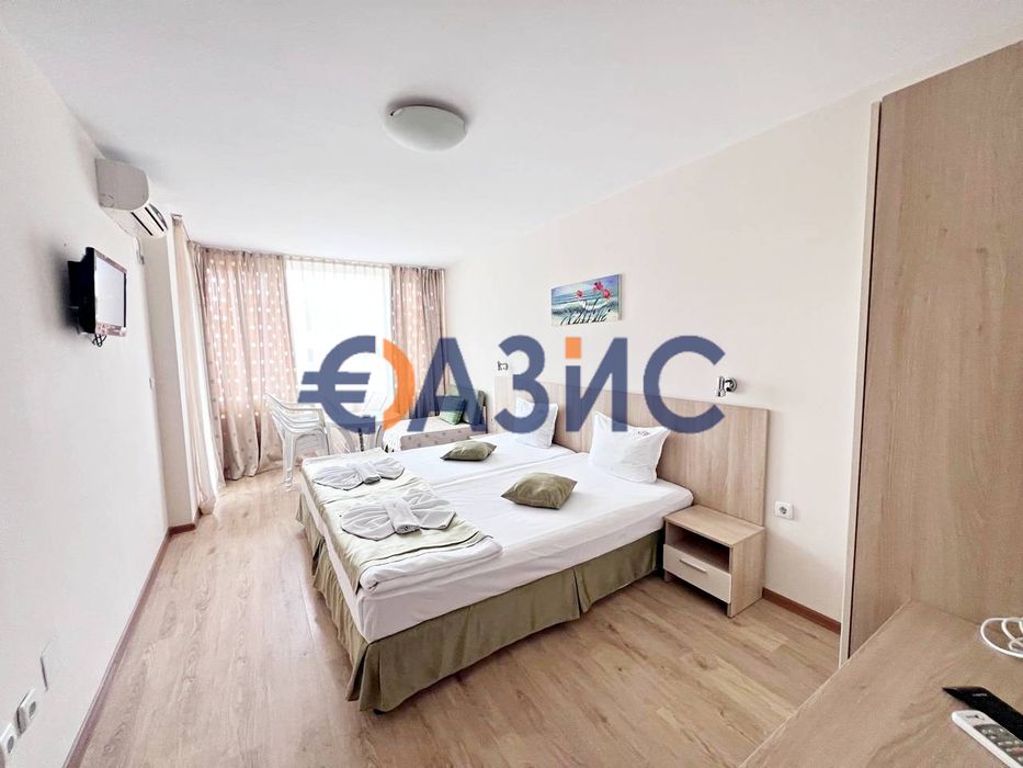 Продава се Двустаен апартамент в к.к. Слънчев бряг - 69 кв.м за 587 €/кв.м - Снимка #2