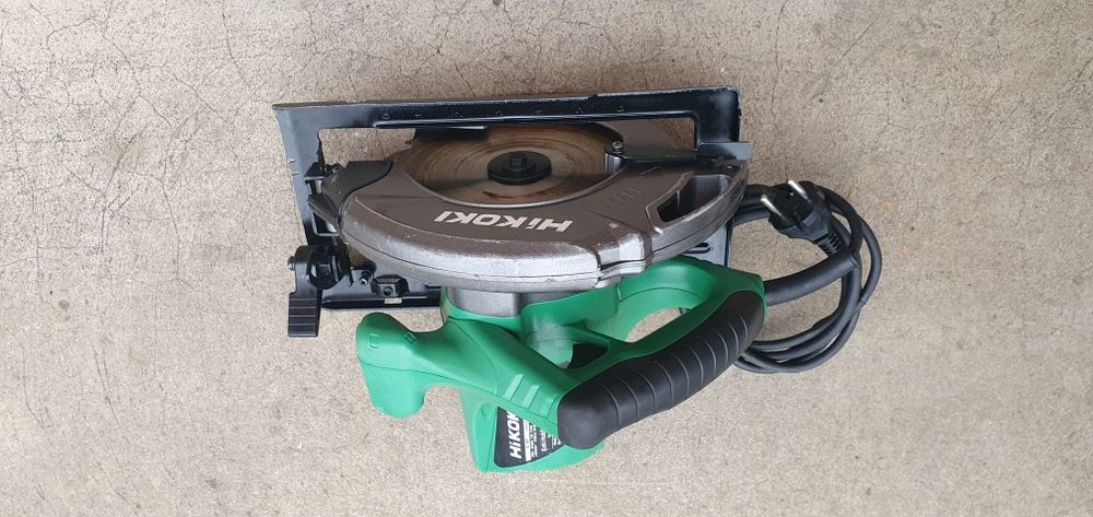 Circular hikoki. Hitachi. 1710 W.