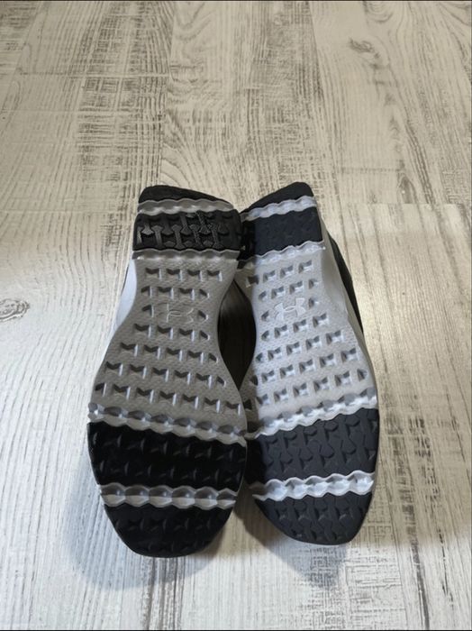 Adidasi under armour marimea 40