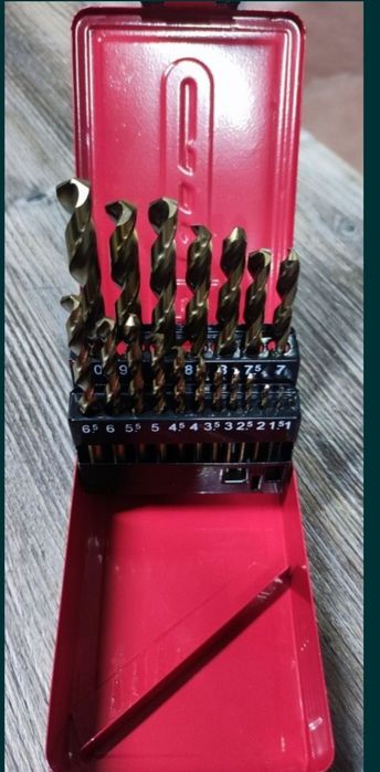 Набор восстановления резьбы. 131 pc.