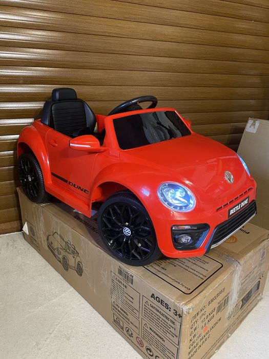 Детска кола Volkswagen Beetle с дистанционно 12V 4,5Ah