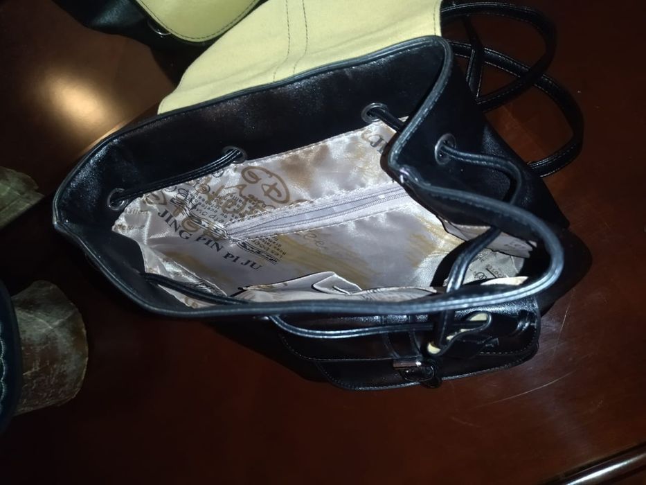 рюкзак кожаный. кожа