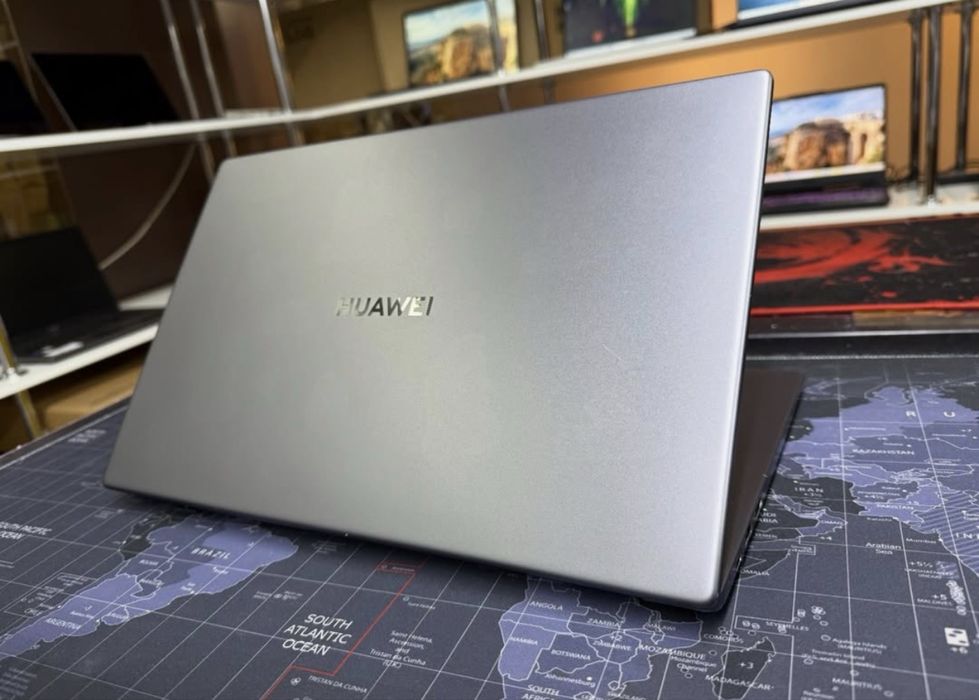 Ноутбук Huawei MateBook D15 i3-1115G4/8GB/256GBSSD/15.6 IPS