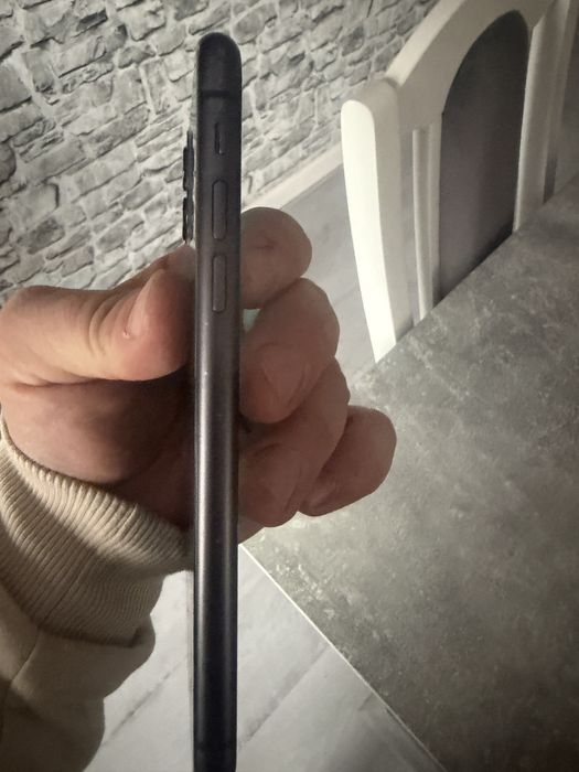 Vand Iphone 11  128GB