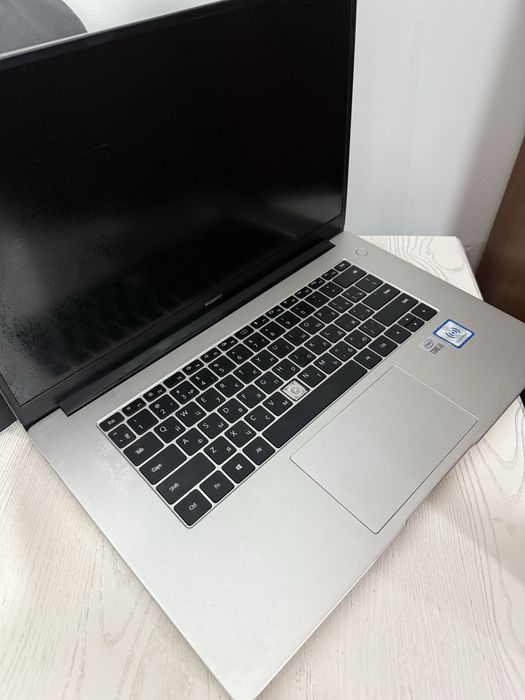 Huawei matebook D15