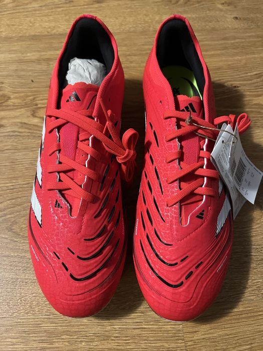 adidasi cu crampoane originali  din uk!