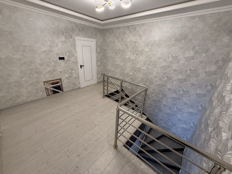 Ховли сотилади Сергелм жданов 1,7 сотх 5 хона