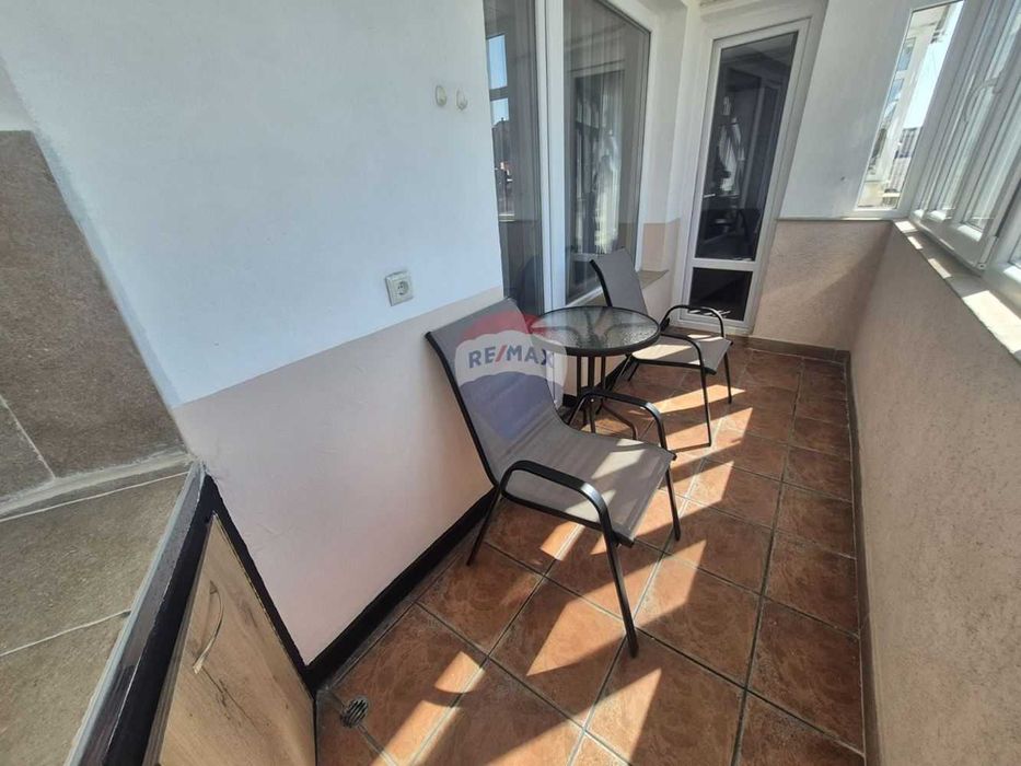 Дава се под наем Тристаен апартамент в Варна, Конфуто - 100 кв.м за 648.21 € - Снимка #9