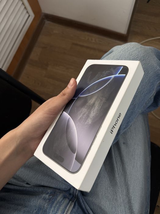 Продам 16 айфон pro max