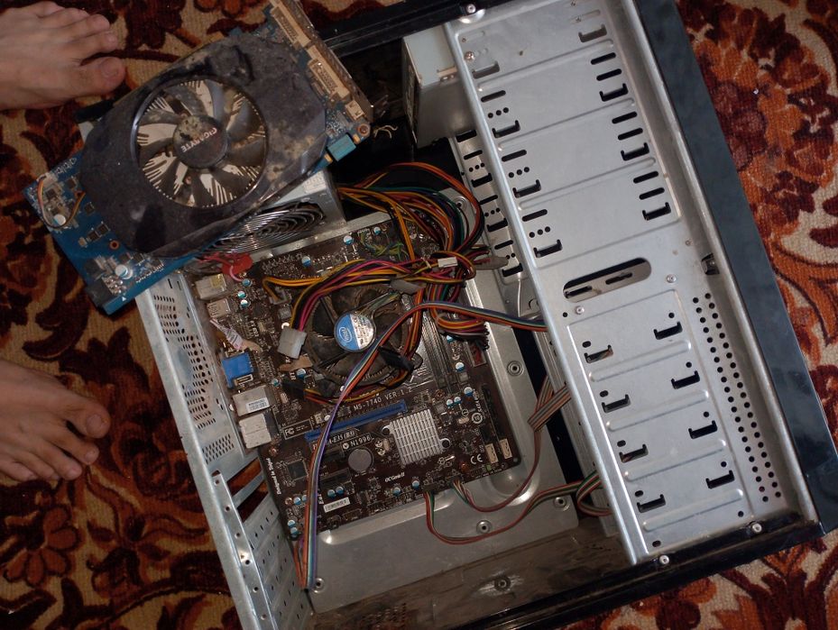 Процесс и два монитора