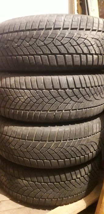 Set 4 anvelope Goodyear UltraGrip Performance G1 225/55/17